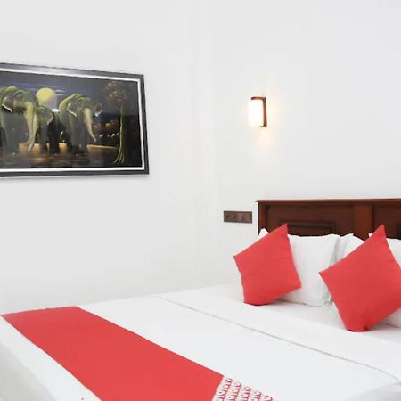 Отель Hmc Lesiure House Dondra Экстерьер фото
