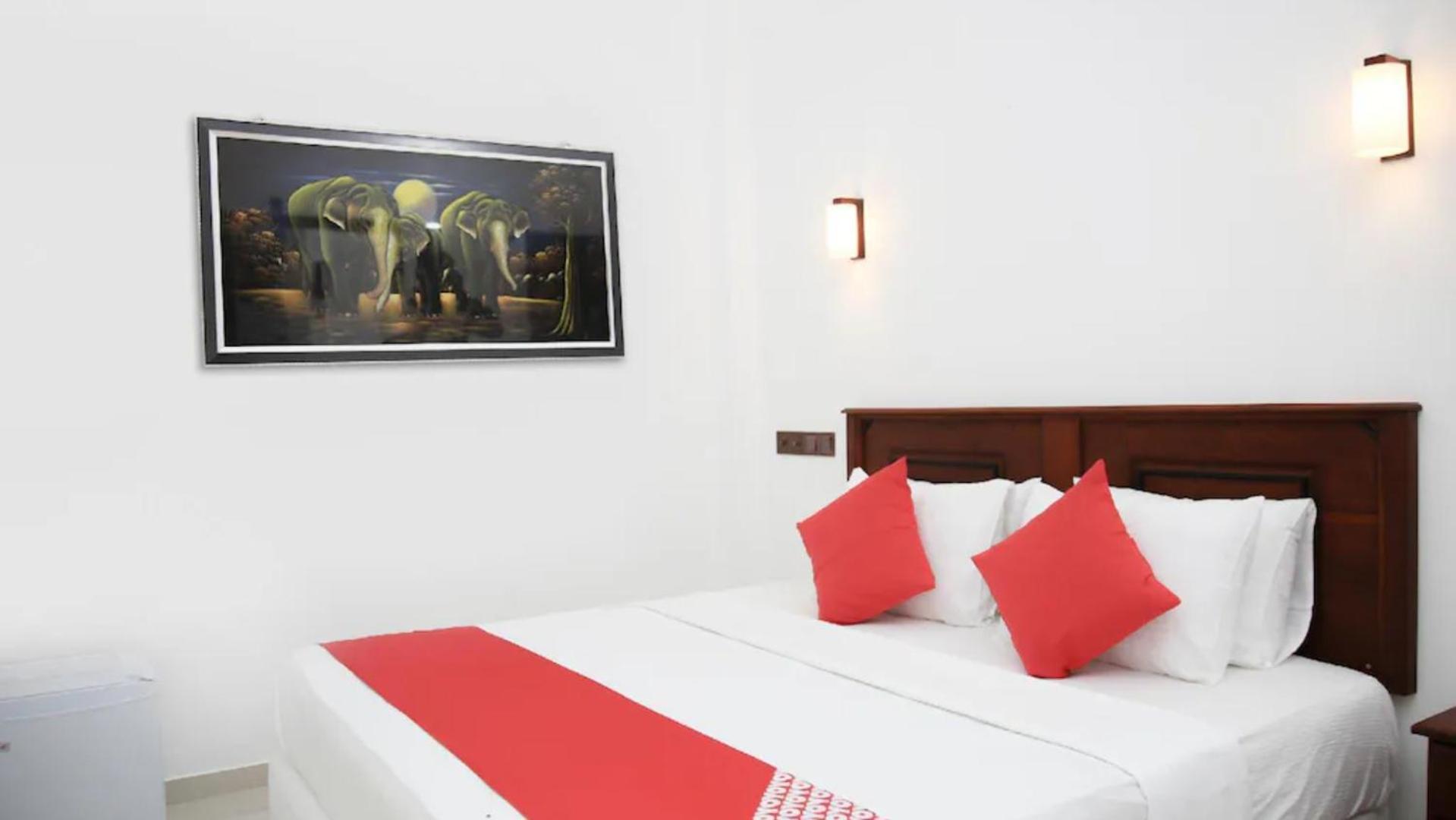 Отель Hmc Lesiure House Dondra Экстерьер фото